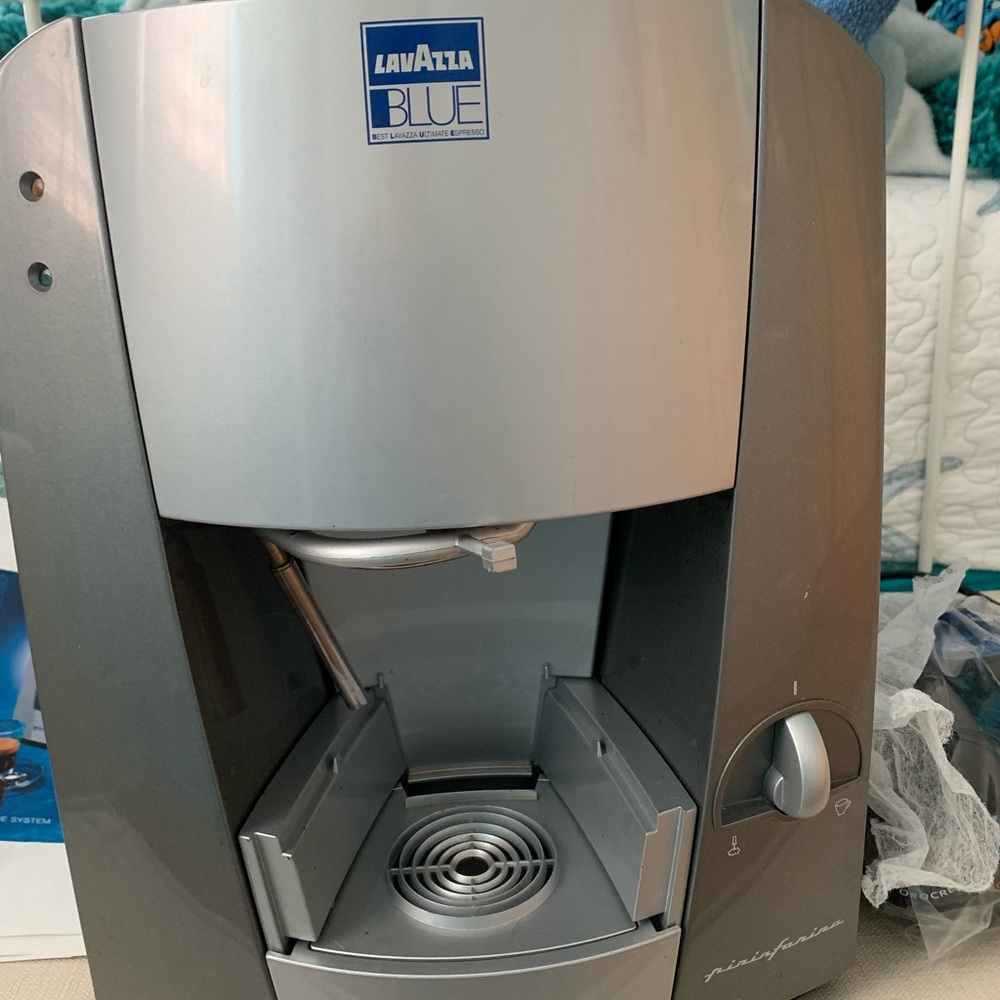 Lavazza Blue Pininfarina Espresso/Cappuccino Machine